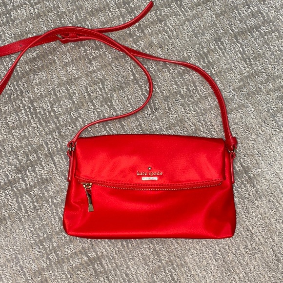 kate spade Handbags - Authentic Kate Spade Red Crossbody